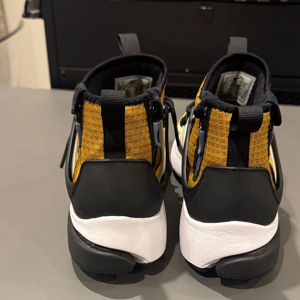 Nike Air Presto Mid Utility Bossk - Picture 5 of 7
